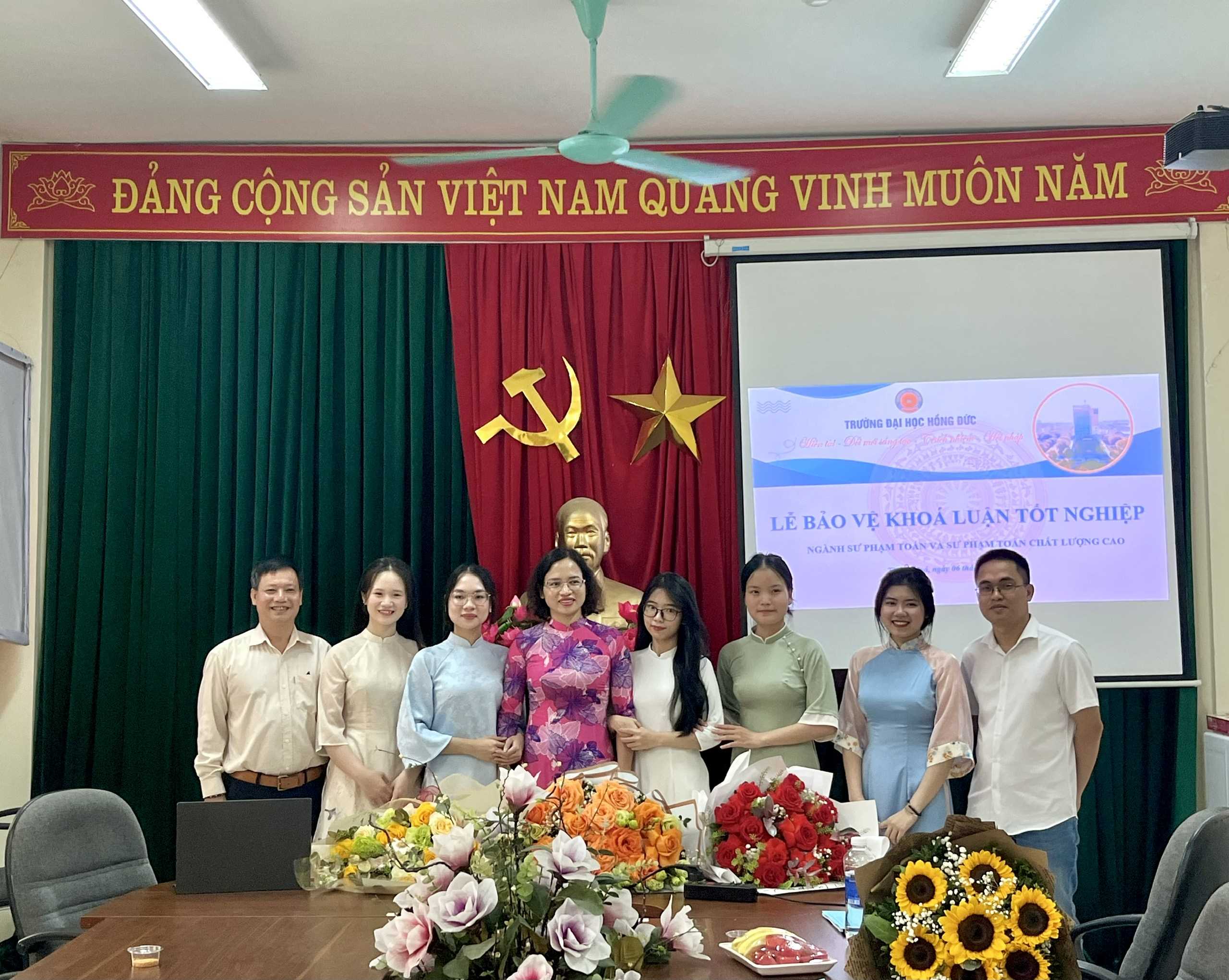 Bảo vệ Khoá luận Đại số và Lý thuyết số K24 ĐHSP Toán